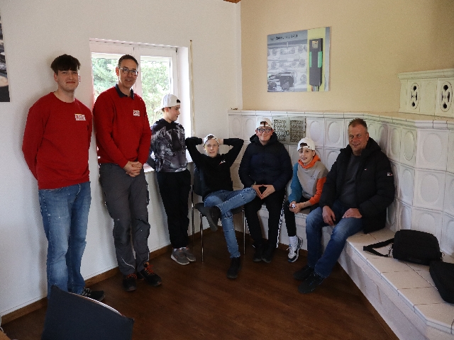 Besuch der 7. Klasse im Rahmen der Bildungsmaßnahme 'BBQ' bei Baden Batterie